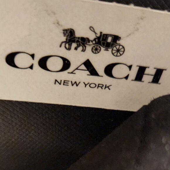 Coach "Giovanna" Bow Pumps. NIB. Size 6. Customer Return. - Picture 11 of 12